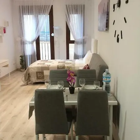 Apartamento-estudio Corazon De * Alicante